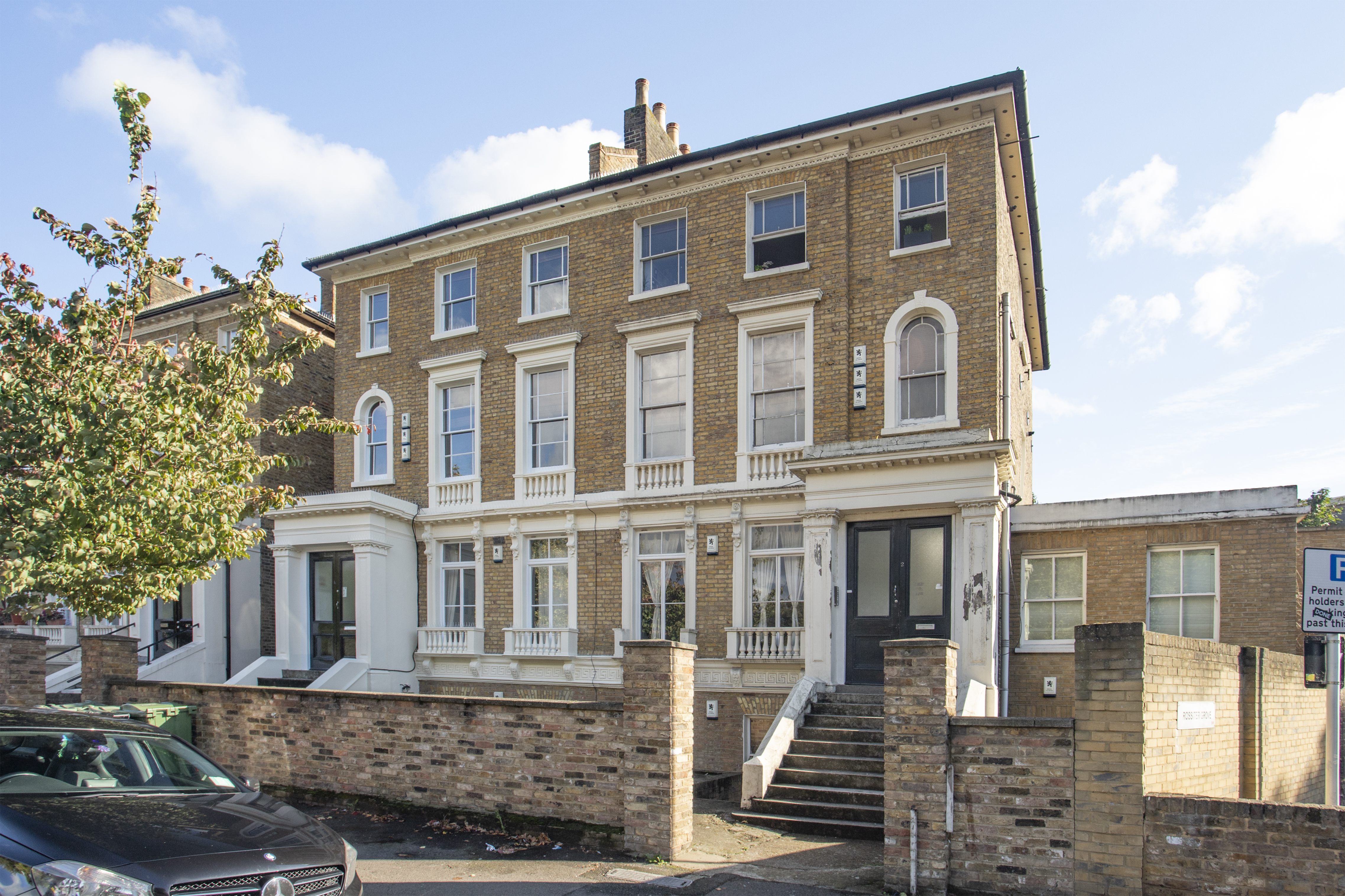 /residential/st-johns-crescent