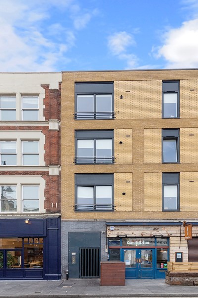 435 Coldharbour Lane