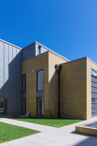 1b Gresham Road